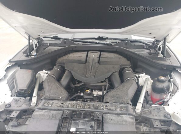 KMUHCESC1MU043398 2021 GENESIS GV80 White Rear view