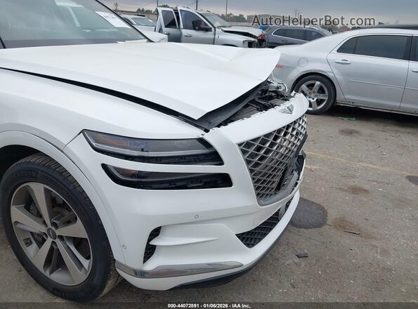 KMUHCESC8MU068671 2021 GENESIS GV80 White Front view