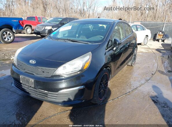 KNADM4A32H6005566 2017 KIA RIO Black 