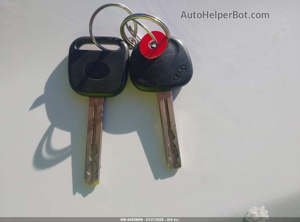 KNADM4A33G6676887 2016 KIA RIO Желтый Вид панели приборов