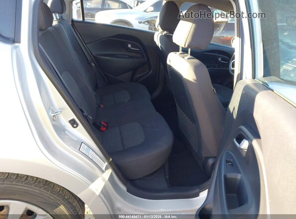 KNADM4A38H6071068 2017 KIA RIO Silver 
