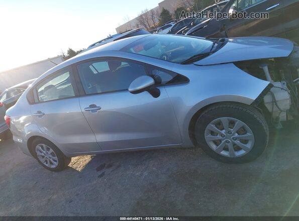 KNADM4A38H6071068 2017 KIA RIO Silver 