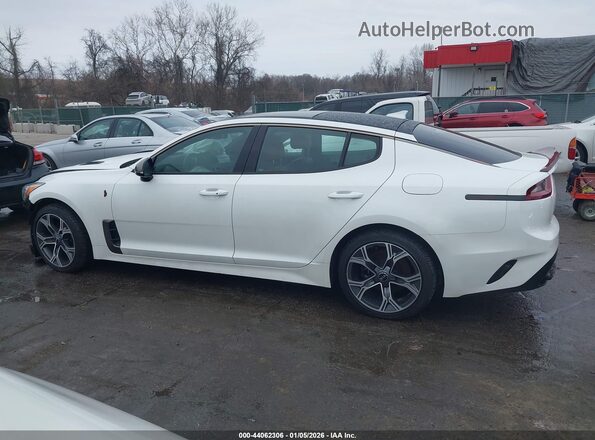 KNAE15LA8L6076715 2020 KIA STINGER White 