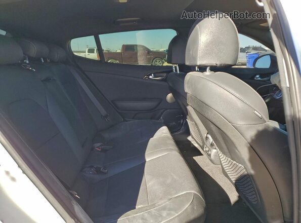 KNAE35LD4P6133938 2023 KIA STINGER Белый Вид задних сидений
