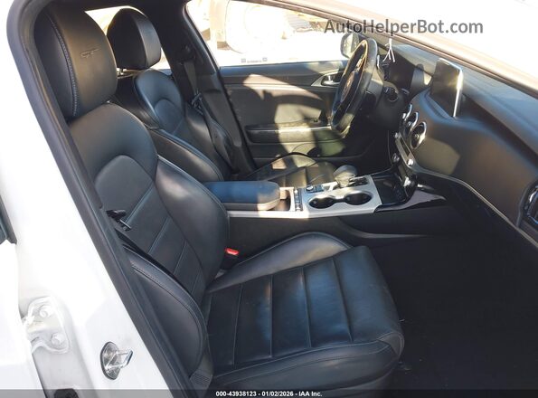 KNAE55LC5M6090756 2021 KIA STINGER White Вид салону спереду