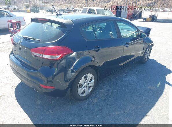 KNAFK5A82J5773706 2018 KIA FORTE Blue Rear right