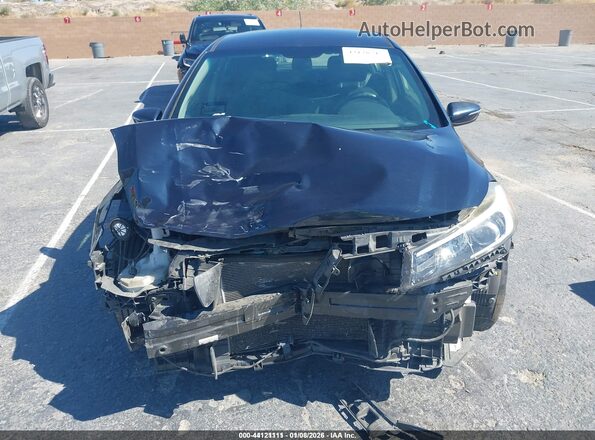 KNAFK5A82J5773706 2018 KIA FORTE Blue Rear interior view