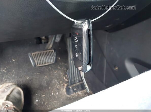 KNAFX4A60G5440410 2016 KIA FORTE Серебряный Вид панели приборов