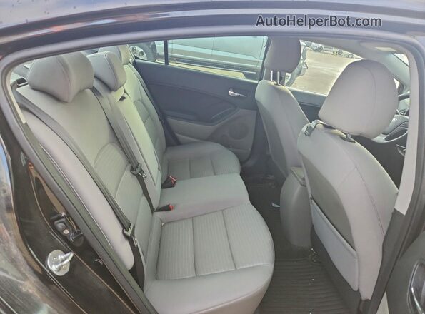 KNAFX4A69G5499701 2016 KIA FORTE Черный Вид задних сидений