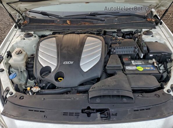 KNALN4D76G5207841 2016 KIA CADENZA White Rear interior view