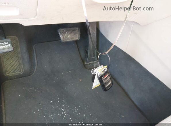KNALN4D7XG5221483 2016 KIA CADENZA White Առջևի վահանակի տեսք
