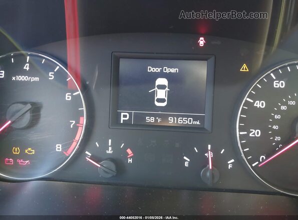 KNALN4D7XG5221483 2016 KIA CADENZA White Հետևի նստատեղերի տեսք