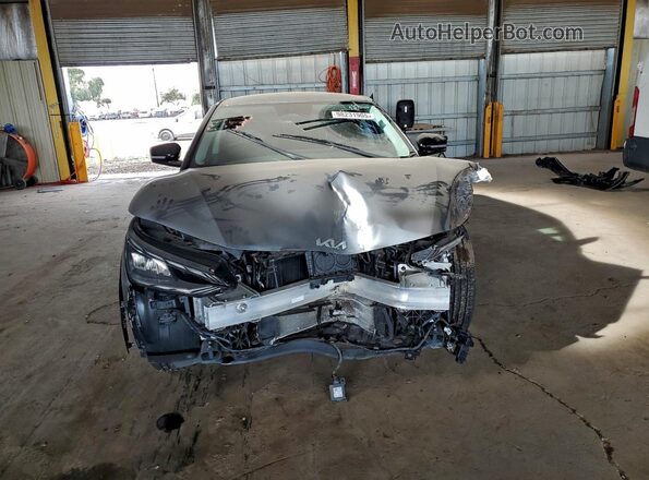 KNDC3DLC1R5613990 2024 KIA EV6 Silver Vista frontal