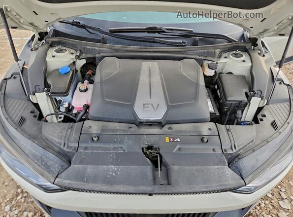 KNDC3DLC2N5030046 2022 KIA EV6 Beige Vista del compartimento del motor