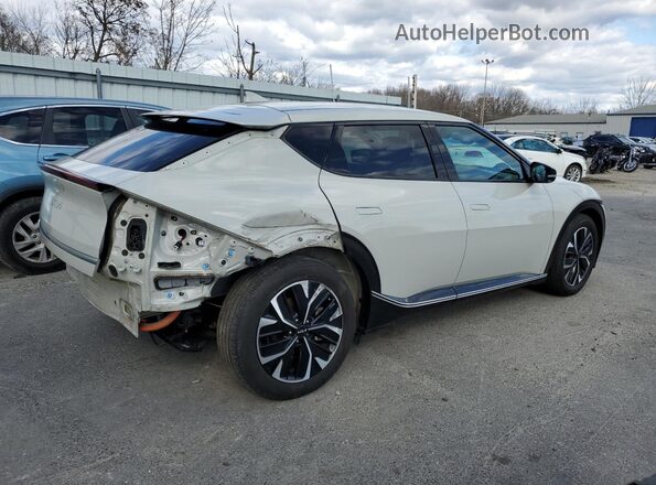 KNDC3DLC6N5073532 2022 KIA EV6 Cream Rear right