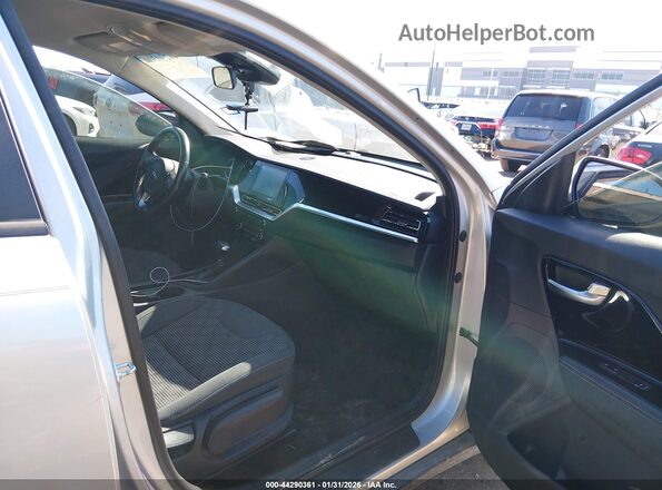 KNDCB3LC4L5400455 2020 KIA NIRO Silver Սալոնի դիմացի տեսք