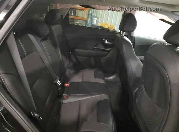 KNDCB3LC4N5542811 2022 KIA NIRO Black Vista interior trasera