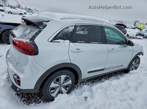 KNDCB3LC7M5480724 2021 KIA NIRO Silver Tył prawy