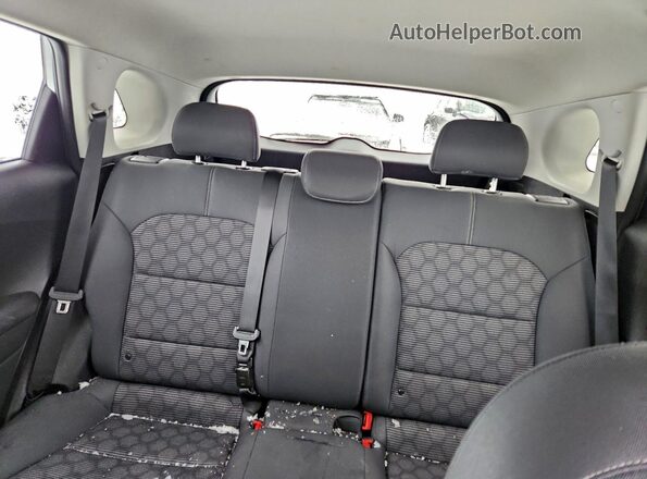 KNDCB3LC7M5480724 2021 KIA NIRO Silver Widok tylnych siedzeń