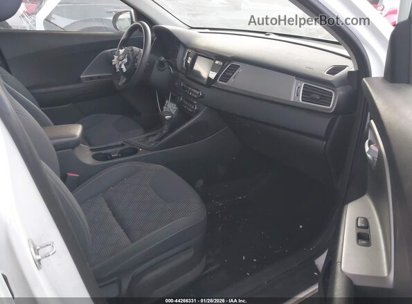 KNDCB3LC9K5337741 2019 KIA NIRO White Widok wnętrza z przodu