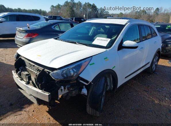 KNDCB3LCXM5471564 2021 KIA NIRO Белый Передняя левая четверть