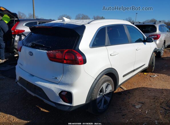 KNDCB3LCXM5471564 2021 KIA NIRO Белый Задняя правая четверть