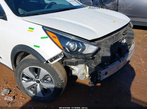 KNDCB3LCXM5471564 2021 KIA NIRO Белый 