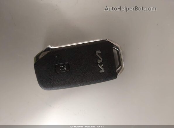 KNDCC3LC0N5532435 2022 KIA NIRO Blue Vista del salpicadero