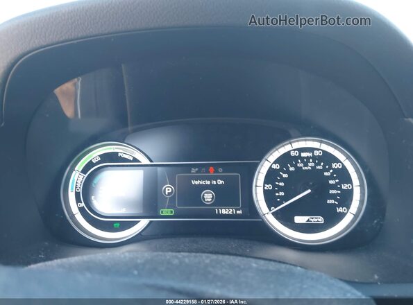 KNDCC3LC4H5043217 2017 KIA NIRO Silver Հետևի նստատեղերի տեսք