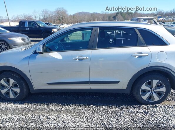 KNDCC3LC4H5043217 2017 KIA NIRO Silver Սալոնի 360 աստիճան տեսք