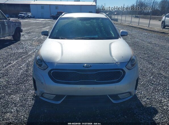 KNDCC3LC4H5043217 2017 KIA NIRO Silver Սարքավորումների վահանակի տեսք