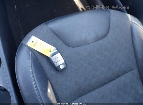 KNDCC3LC4H5043217 2017 KIA NIRO Silver Առջևի վահանակի տեսք