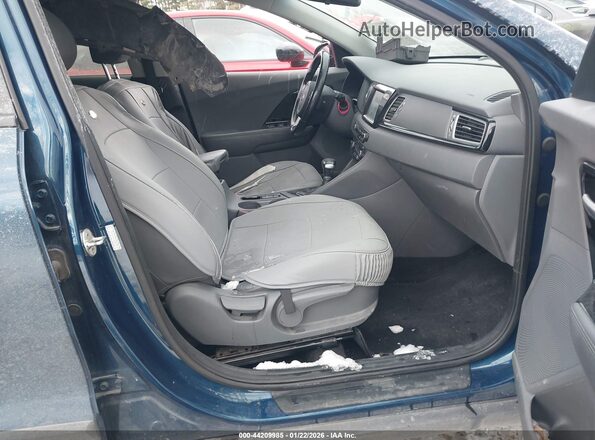 KNDCC3LC5H5085685 2017 KIA NIRO Blue Widok wnętrza z przodu