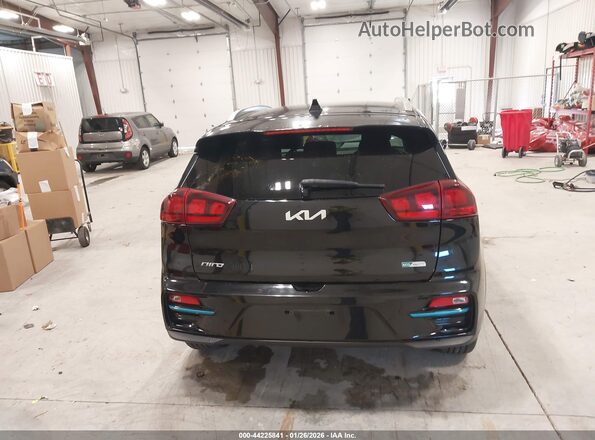 KNDCC3LG0N5118025 2022 KIA NIRO EV Black 