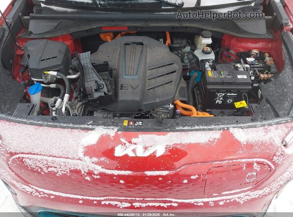 KNDCC3LG9N5142582 2022 KIA NIRO EV Red Widok z tyłu