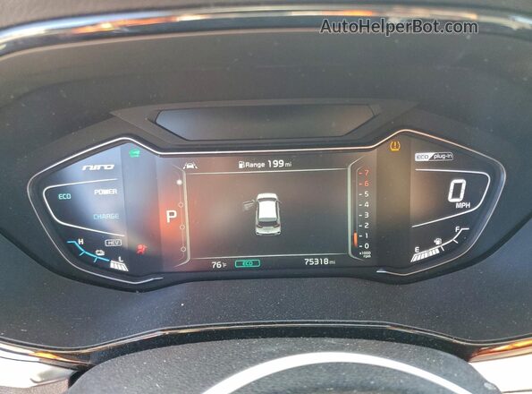 KNDCD3LD9N5516756 2022 KIA NIRO Gray ხელსაწყოთა პანელის ხედი