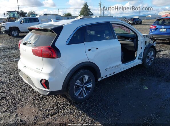 KNDCE3LC1N5529974 2022 KIA NIRO White Задня права чверть