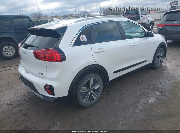 KNDCE3LC2N5529370 2022 KIA NIRO White Задня права чверть