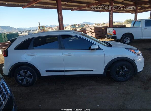 KNDCM3LD7K5299395 2019 KIA NIRO PLUG-IN HYBRID White Widok wnętrza 360 stopni