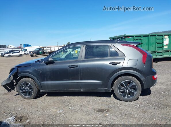 KNDCP3LE4P5111097 2023 KIA NIRO Gray 