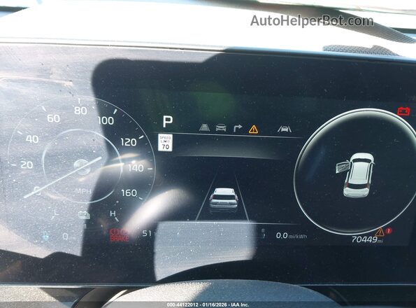 KNDCR3L19R5078253 2024 KIA NIRO EV Silver 