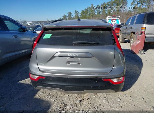 KNDCR3L19R5078253 2024 KIA NIRO EV Silver 