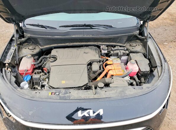 KNDCR3LE1R5171819 2024 KIA NIRO Black Вид задньої частини салону