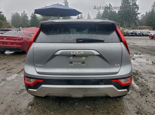 KNDCR3LE5P5037635 2023 KIA NIRO Silver 