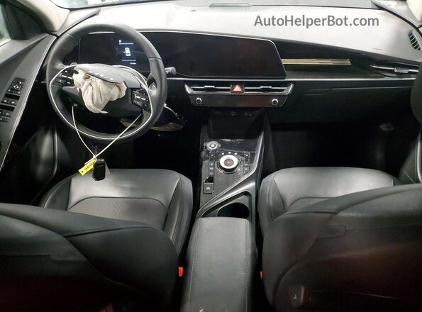KNDCS3LF8P5112762 2023 KIA NIRO Black 