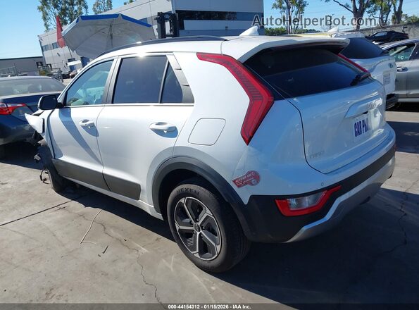 KNDCS3LF8S5235888 2025 KIA NIRO PLUG-IN HYBRID White Задня ліва чверть