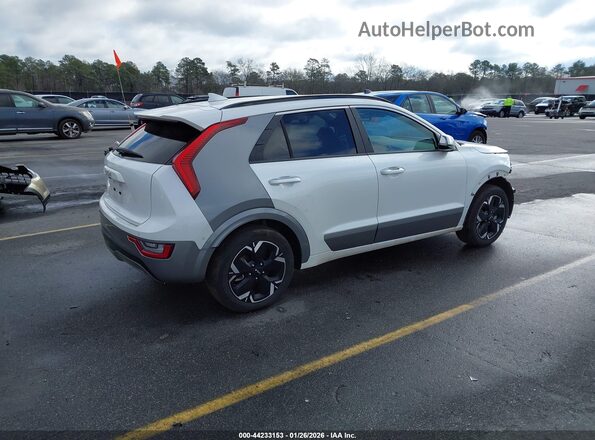 KNDCT3L14P5012997 2023 KIA NIRO EV White Задня права чверть