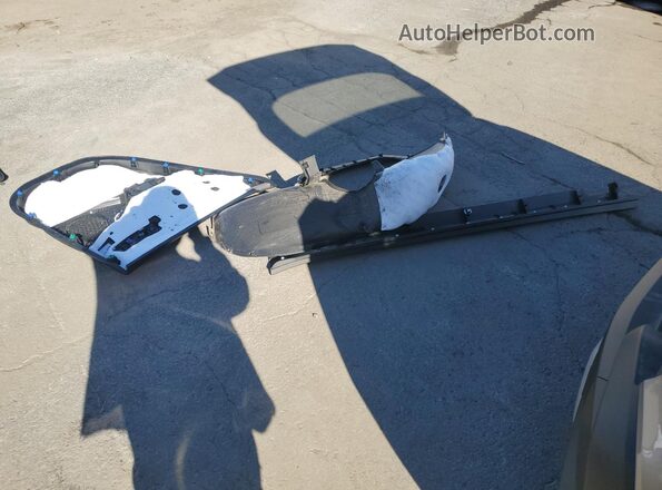 KNDEPCAA7S7787467 2025 KIA SELTOS Серебряный 