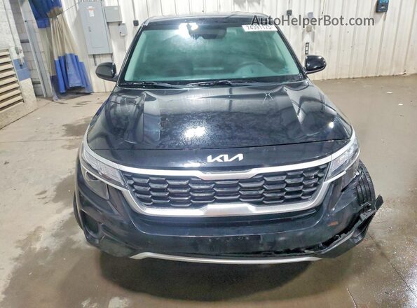 KNDEPCAA9P7348861 2023 KIA SELTOS Black Widok z przodu