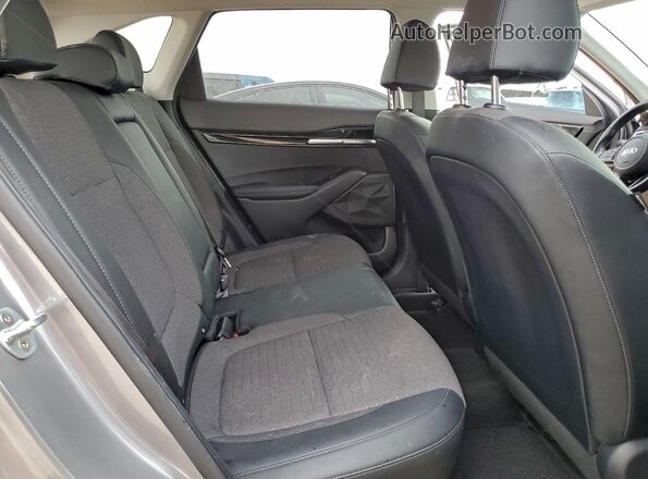 KNDEU2AA1M7173777 2021 KIA SELTOS Silver Widok tylnych siedzeń